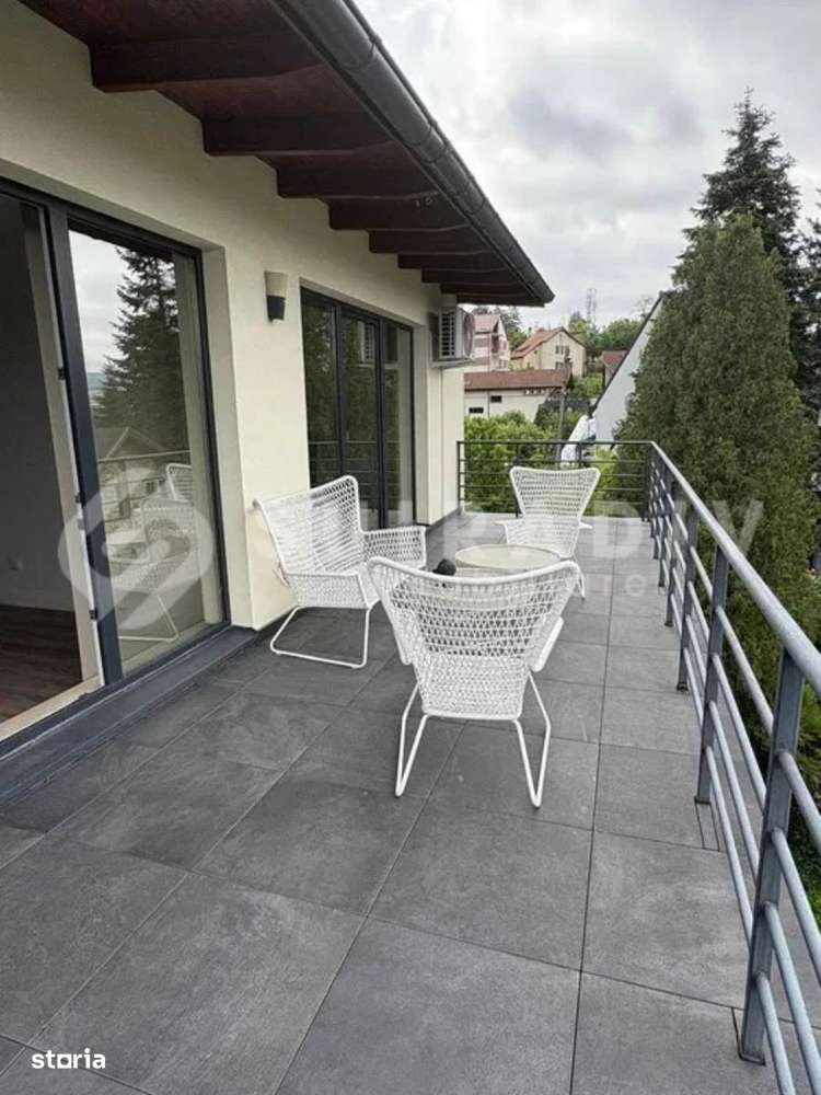 Imobil pentru birouri în Gruia - Imagine principală: 2/7