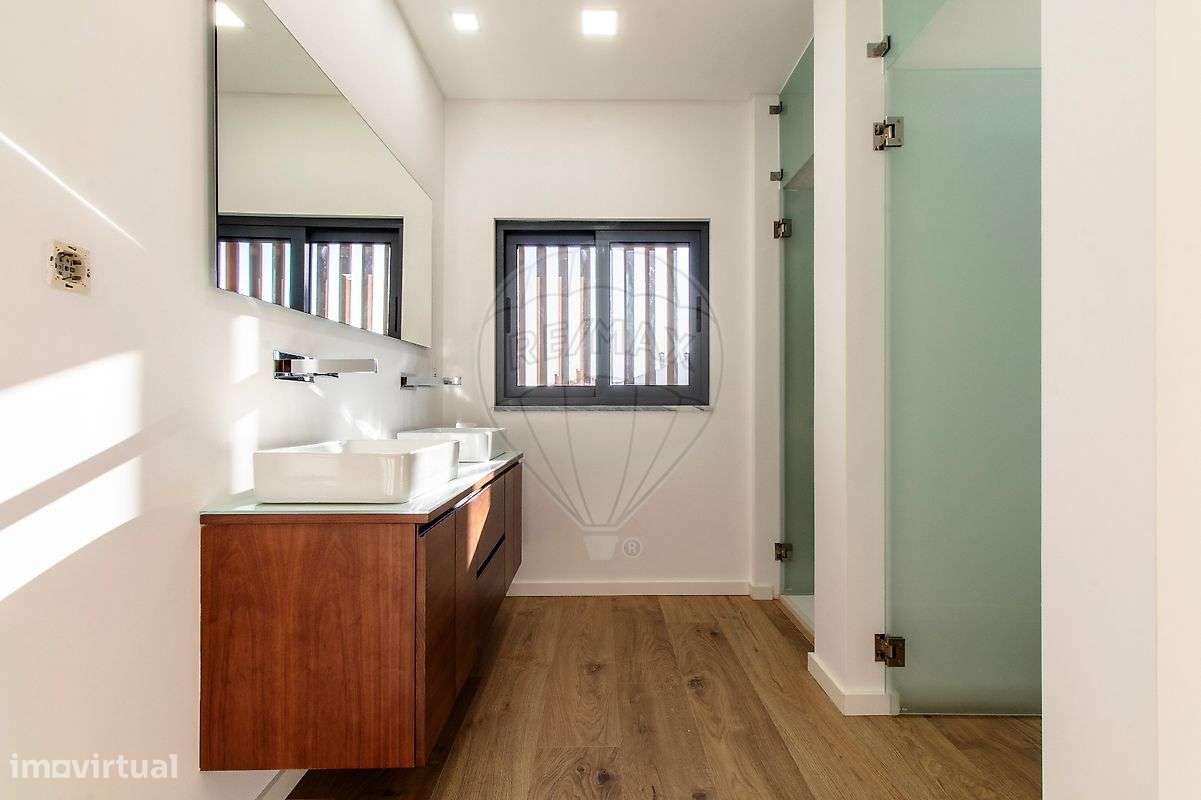 Moradia T4 para venda - Grande imagem: 4/50