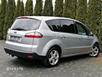 Ford S-Max - 12