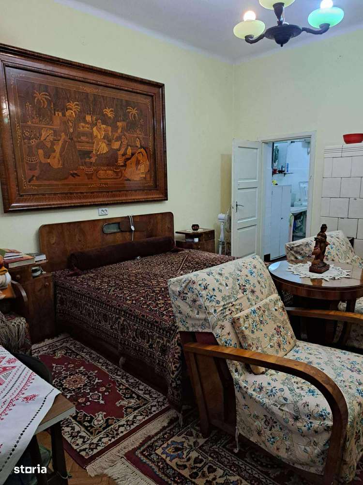 Casa de vanzare , Centru Nou , pe un nivel , 210.000 euro neg. - Imagine principală: 2/15