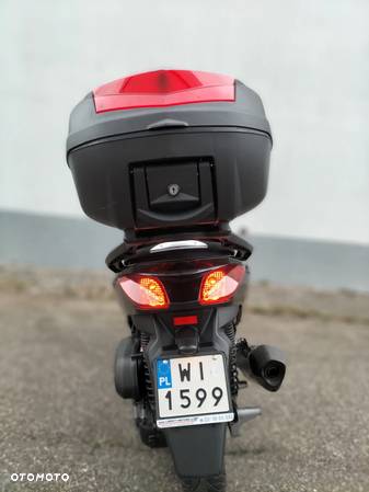 Yamaha X-max - 7