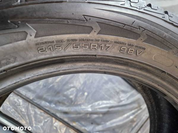 2x 215/55/17 Goodyear Ultragrip Performance/super stan/2019 rok - 7