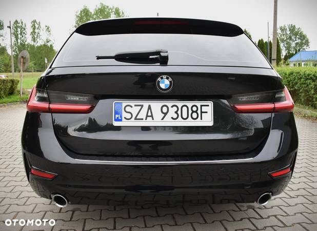 BMW Seria 3 320d Advantage sport - 13