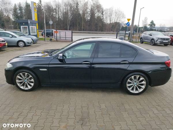 BMW Seria 5 530d xDrive Luxury Line - 16