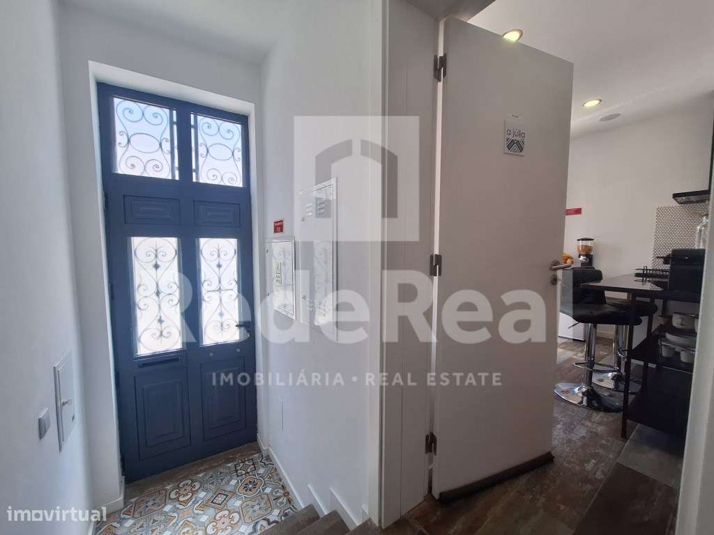 Moradia T4 com Vista Deslumbrante na Zona Histórica de Faro-15