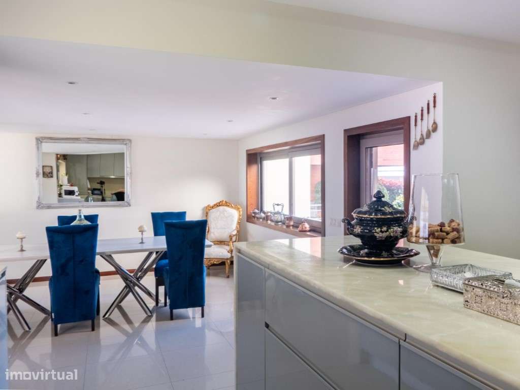 Moradia T6 com piscina em Viana do Castelo-7