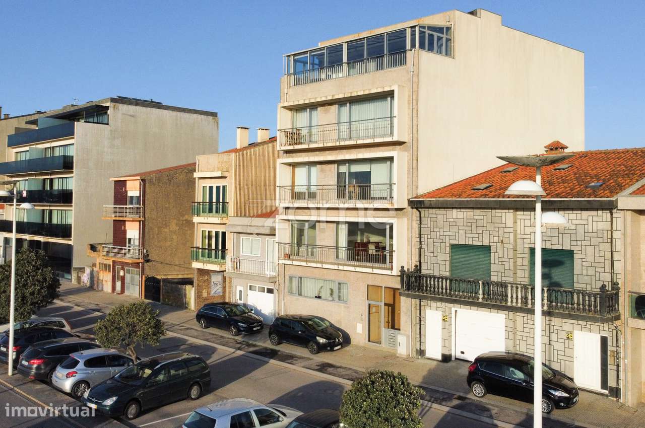 Apartamento T3 - Vila do Conde na Primeira Linha de Praia - Grande imagem: 2/25