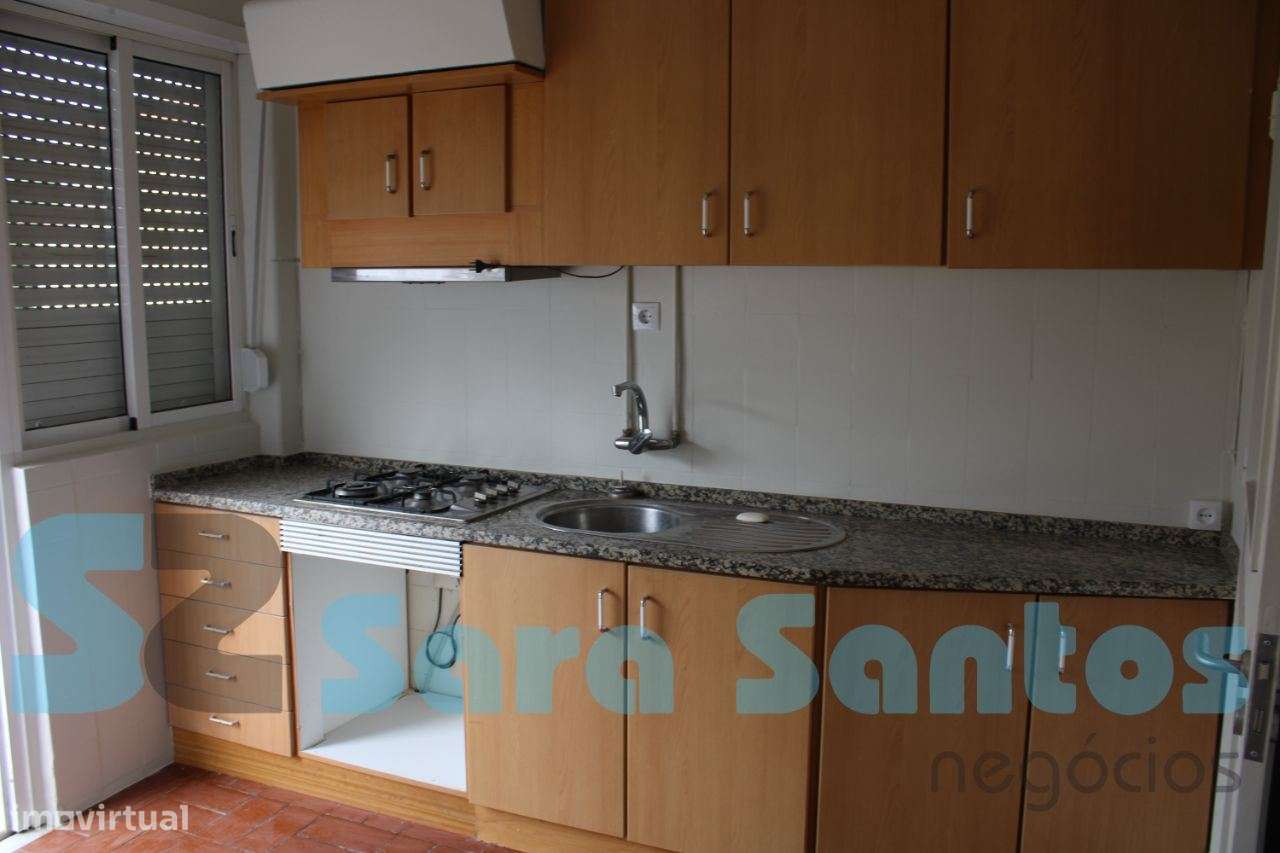 Andar Moradia T3 C/Garagem Individual próximo Av. Boavista-Porto - Grande imagem: 2/18