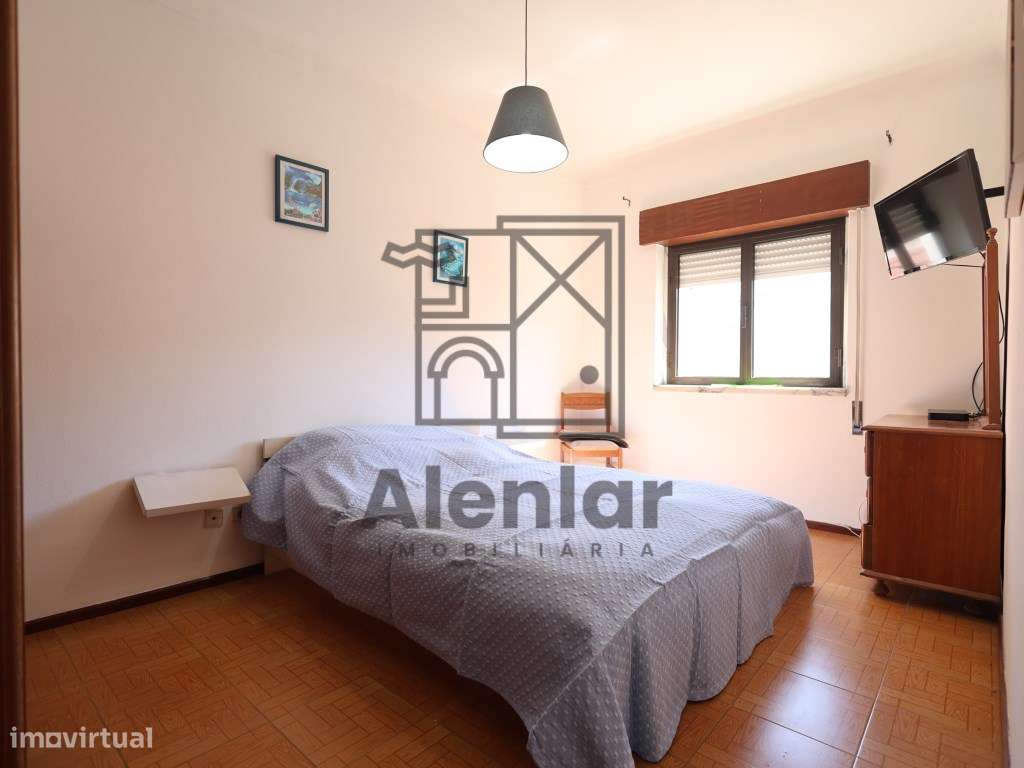 Moradia no Centro de Alenquer - Oportunidade-13