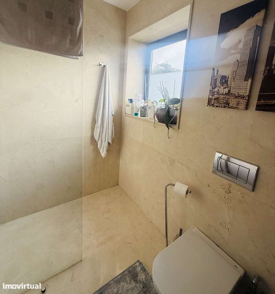 Moradia 3 frentes 200m praia-28