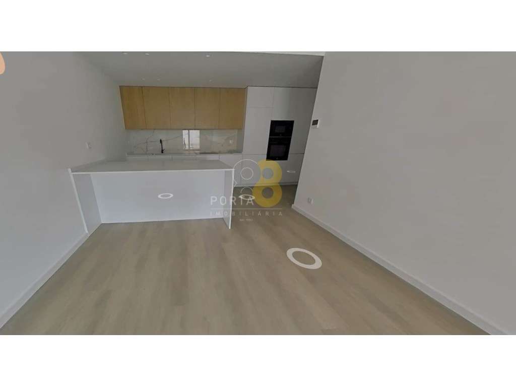 Apartamento T2 com Terraço em Matosinhos - Grande imagem: 2/20