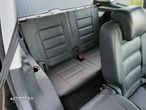 Volkswagen Touran 2.0 TDI DPF DSG Highline - 12