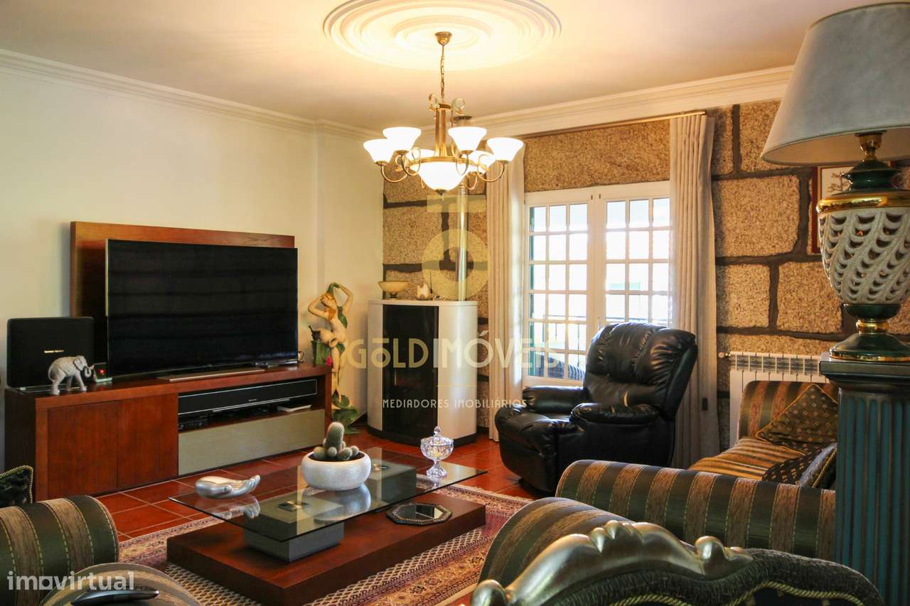 Moradia Isolada T3 em Pidre, Mancelos - Amarante-5