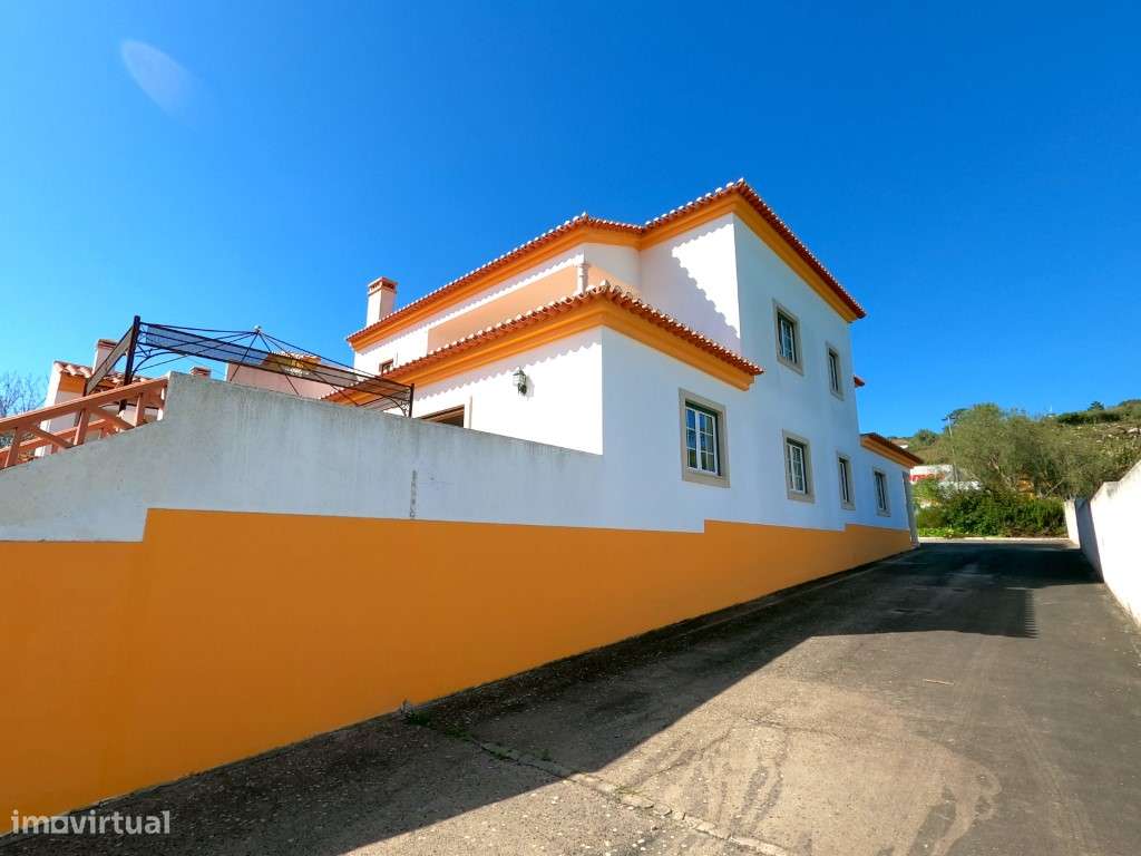 Moradia T4 com jardim, piscina e garagem, muito perto de Óbidos e d... - Grande imagem: 4/45