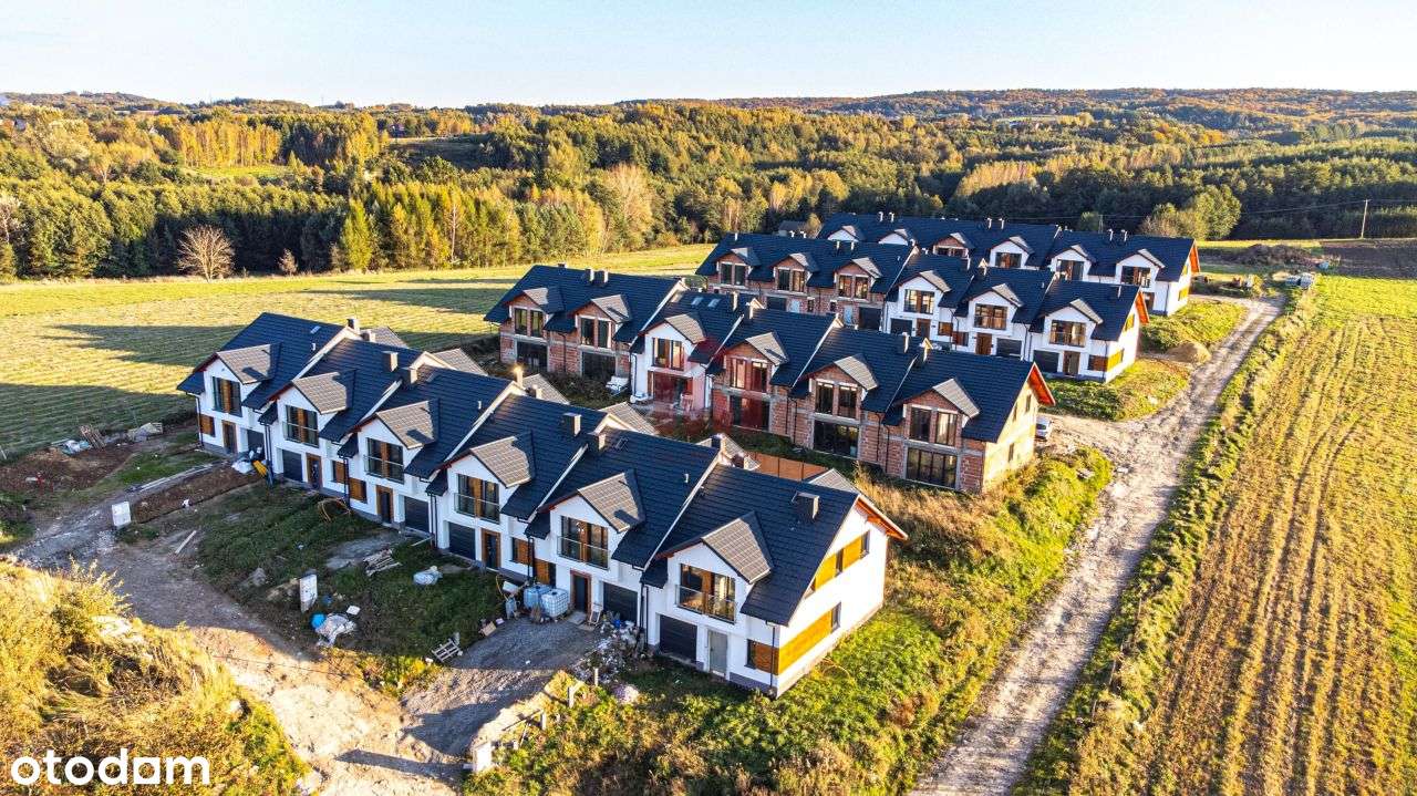 Duża szeregówka z widokiem na las Ostatni Etap
