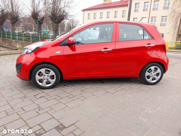 Kia Picanto 1.0 Dream Team Edition - 11