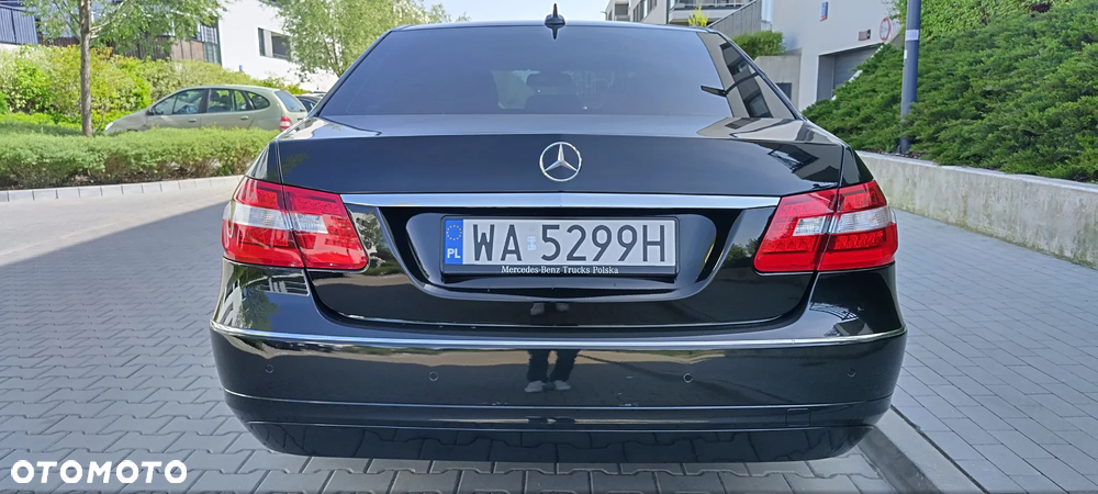 Mercedes-Benz Klasa E 200 BlueTEC 7G-TRONIC Elegance - 6