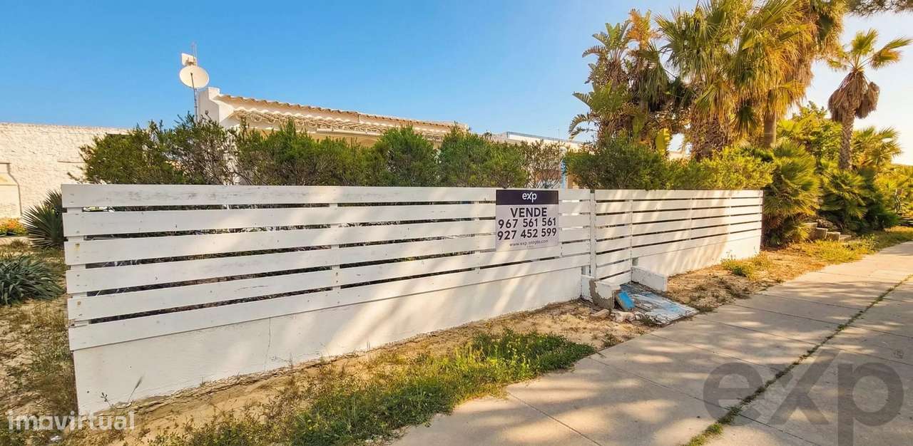 Moradia T3 na Ilha da Armona, Algarve | Perto da Praia | Excelente Loc - Grande imagem: 4/19