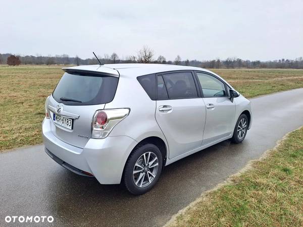 Toyota Verso 1.8 5-Sitzer Skyview Edition - 5