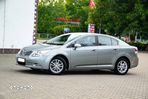 Toyota Avensis 1.8 Sol plus NAVI - 11