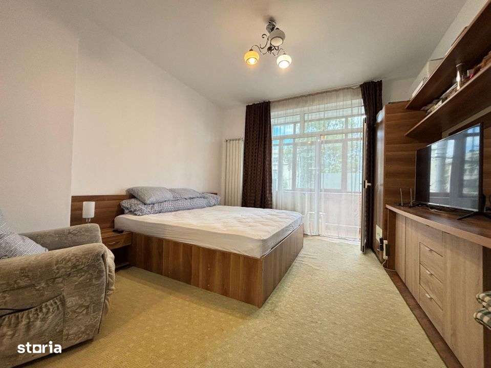 Garsoniera de la Drept, etaj 1, 28 mp, mobilata, centrala, 5 min metro - Imagine principală: 2/15