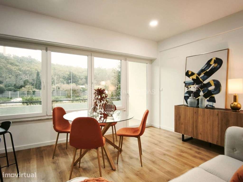 Apartamento T3 totalmente remodelado em Benfica - Grande imagem: 5/38