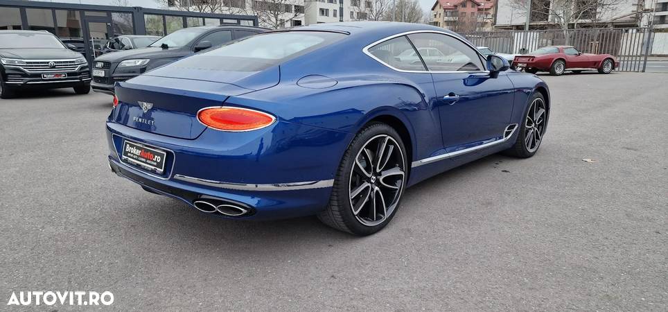 Bentley Continental New GT V8 - 9