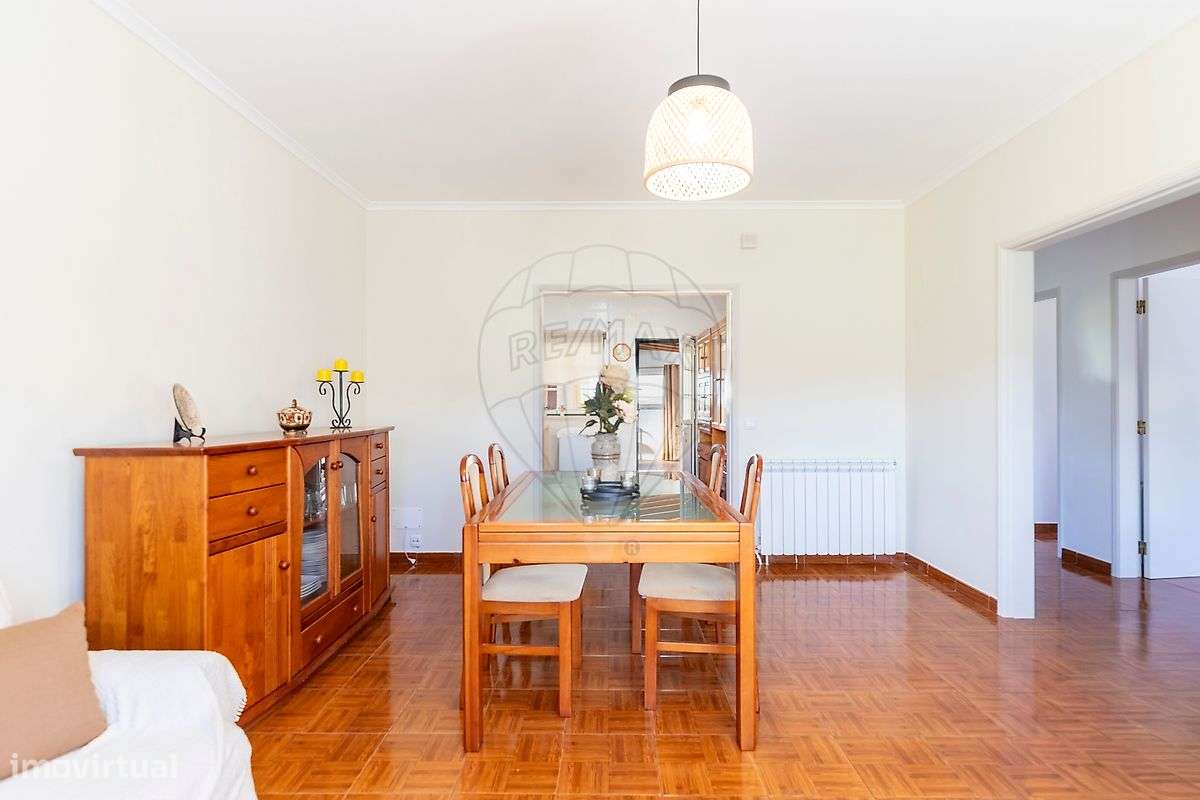 Moradia T4 para venda-4