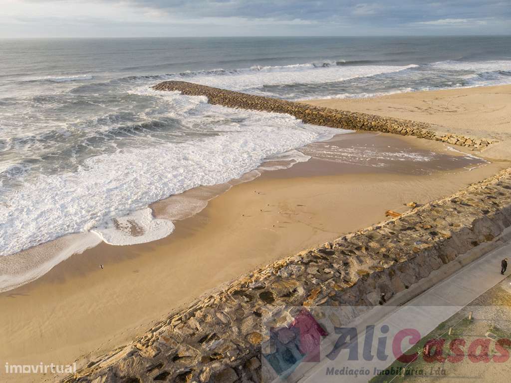 Excelente T2 Primeira Linha de MAR-23