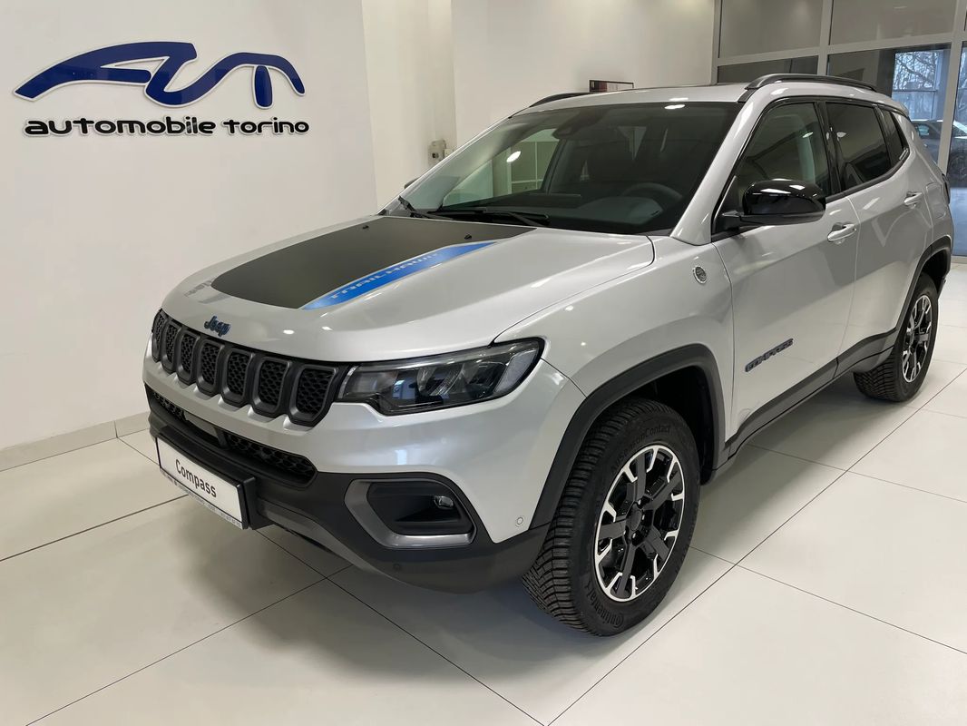 Trailhawk 1.3 Turbo Plug-In Hybrid 240 KM*4xe* WYPRZEDAŻ 2023r.*