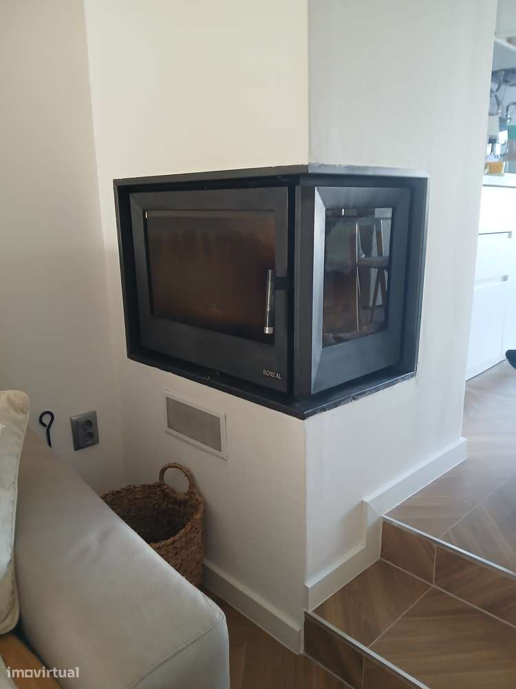 Moradia T2 Renovada com Quintal e Dois Pisos — CUF Montijo - Grande imagem: 4/21