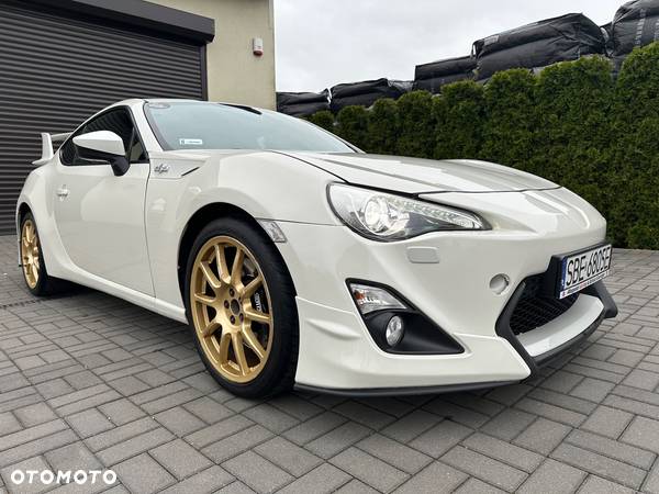 Toyota GT86 2.0 Premium - 4