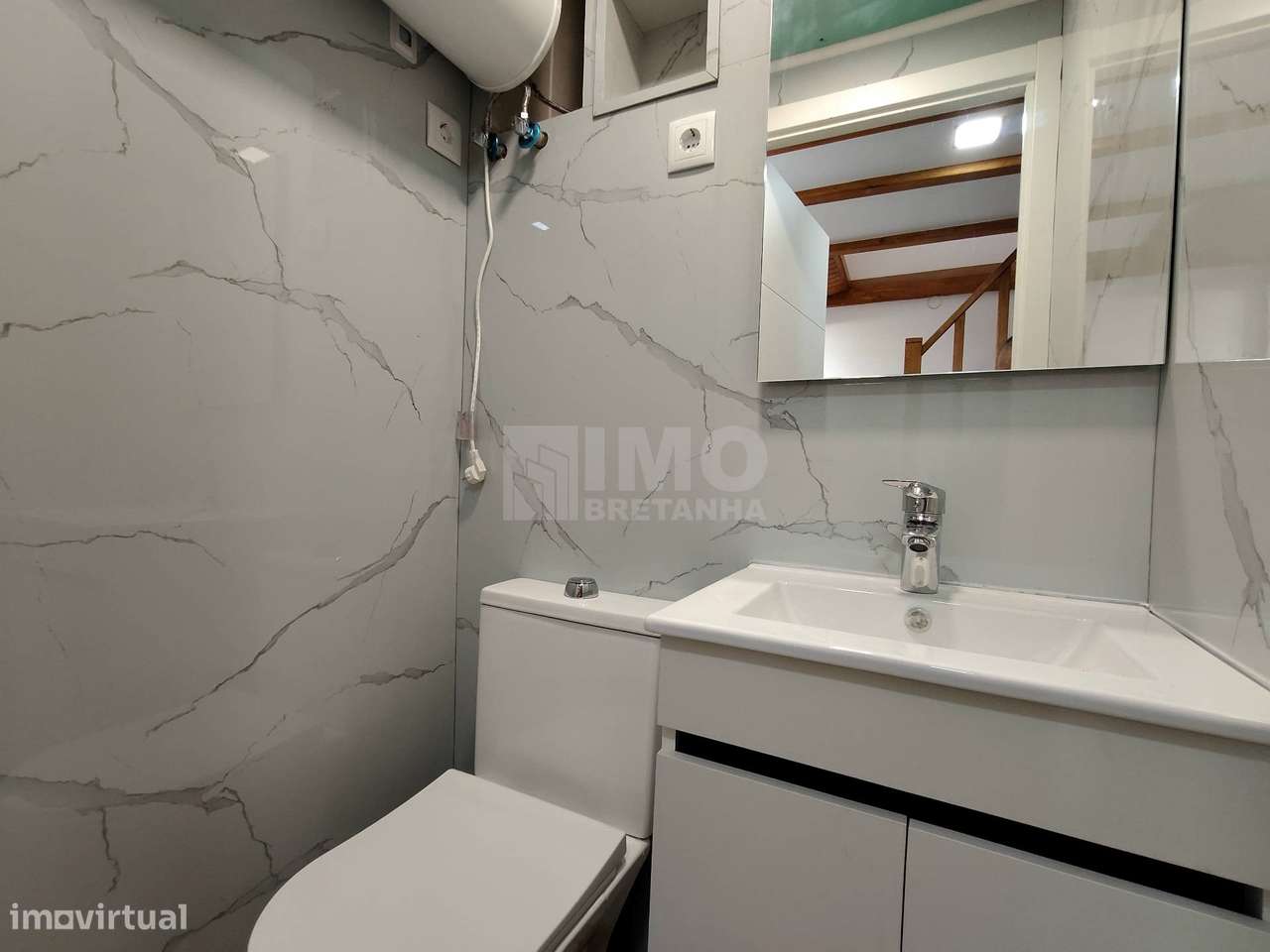 Moradia Renovada na Vila do Carvalho – Covilhã-5