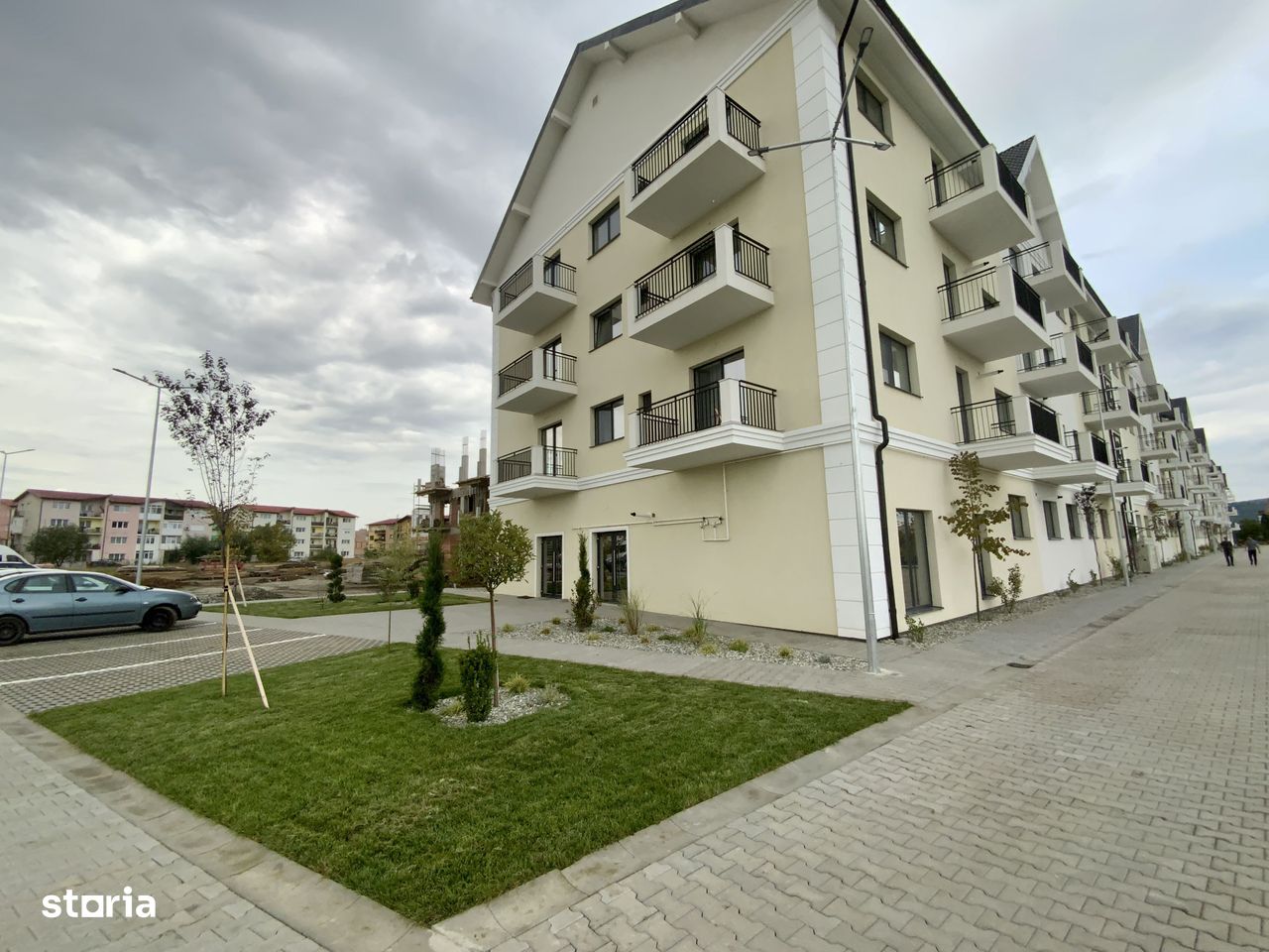 Apartament cu 2 cam- Etaj 1  Lift - 3 balcoane- Selimbar