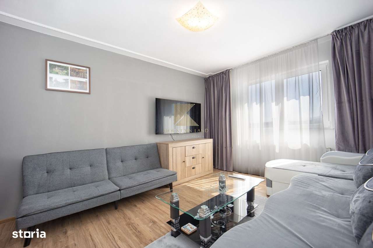 Apartament luminos, 65 mp, cu parcare și boxă Bartolomeu, str. Lânii33-4