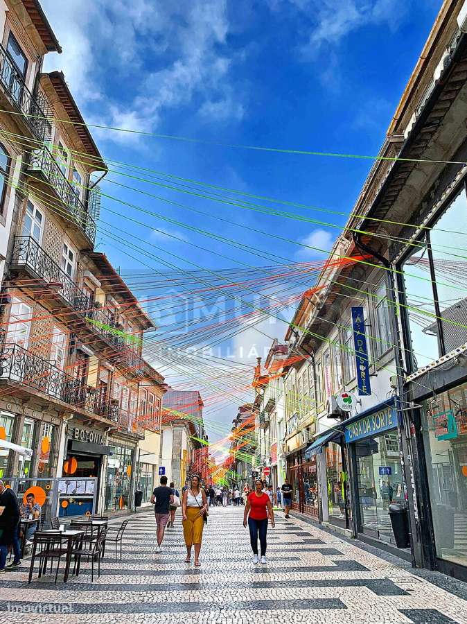 T3 Duplex Exclusivo com Jardim Privado: Condomínio no Centro do Porto-12