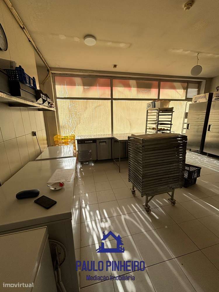 Trespasse de Confeitaria – Pão Quente | Rio Tinto-8