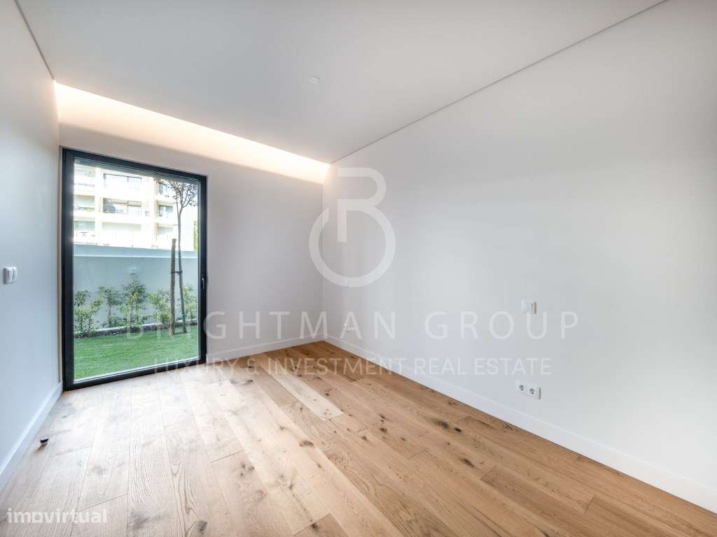 Apartamento T4 com jardim privativa, em Carcavelos-29