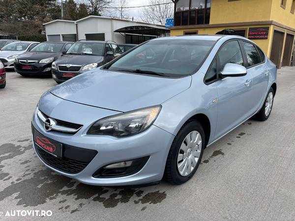 Opel Astra - 1