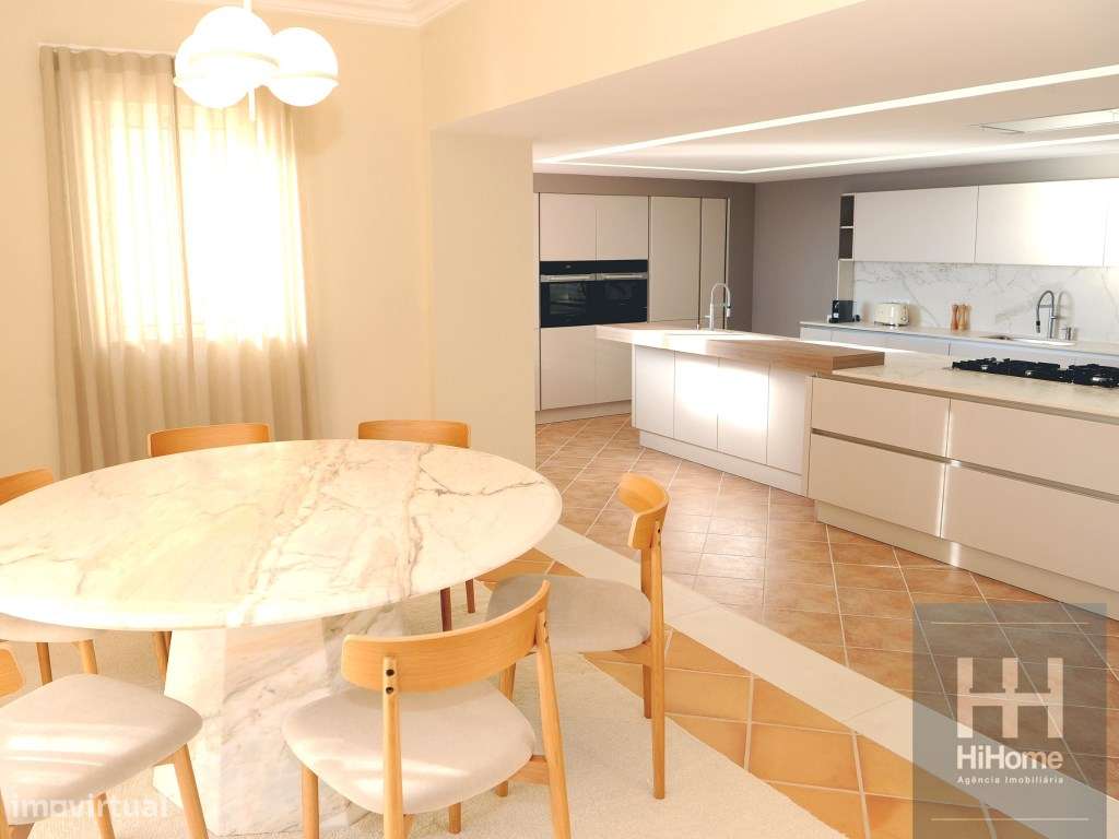 Moradia T3 no Palheiro Village com piscina e vista para a baía do F... - Grande imagem: 5/33