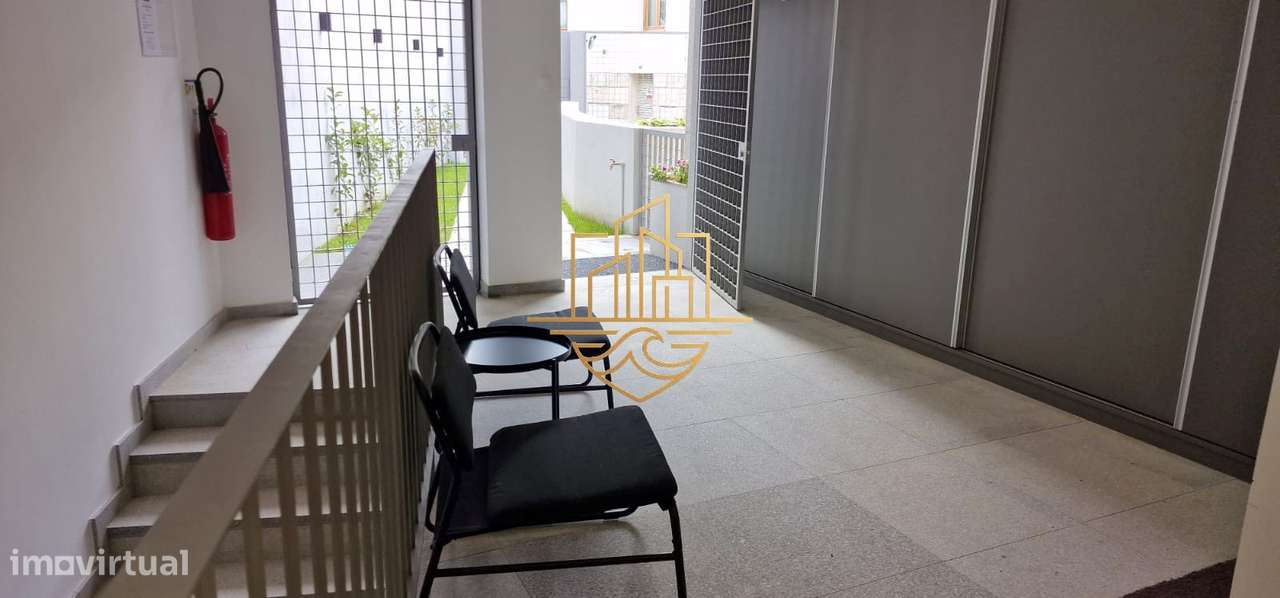 Apartamento T0+1 Turnkey Premium com Garagem e Duas Varandas — Centro-33