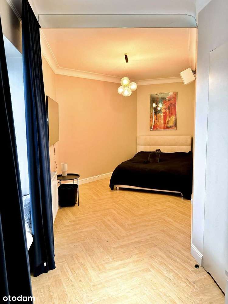 2-pok Walońska, Angel City-3