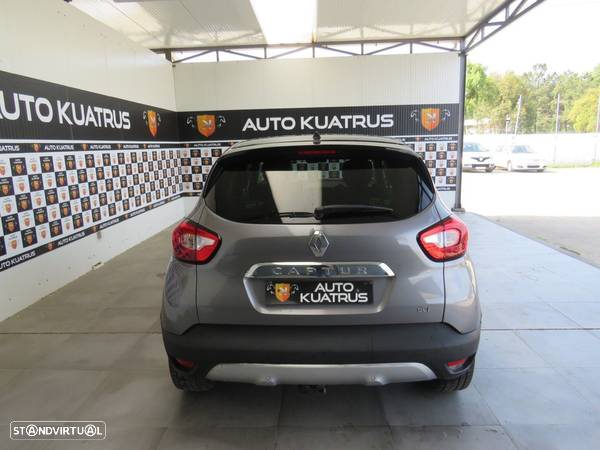 Renault Captur 1.5 dCi Helly Hansen - 29