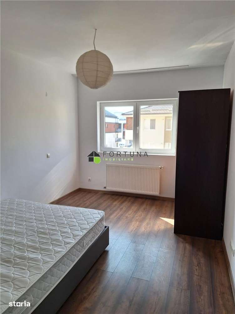 Apartament 2 camere, zona Tractorul-2