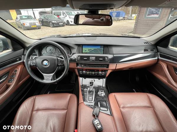 BMW Seria 5 520d Touring - 17