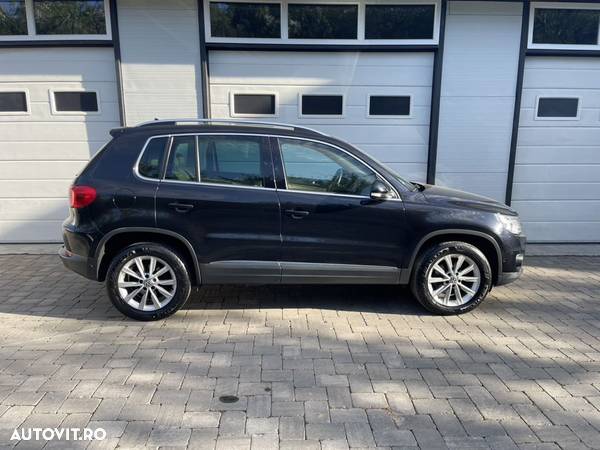 Volkswagen Tiguan 2.0 TDI DPF 4Motion BlueMotion Technology DSG Exclusive - 4