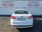 Ford Mondeo 2.0 Hybrid - 4