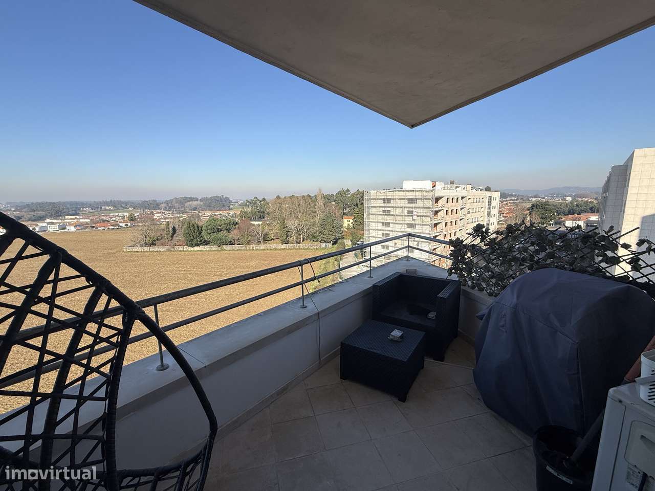 T2 último Piso com sala 45m2-34