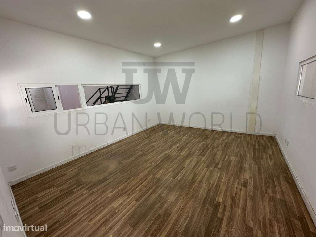 Armazém Industrial, Venda do Pinheiro - Mafra, 400 m2-5