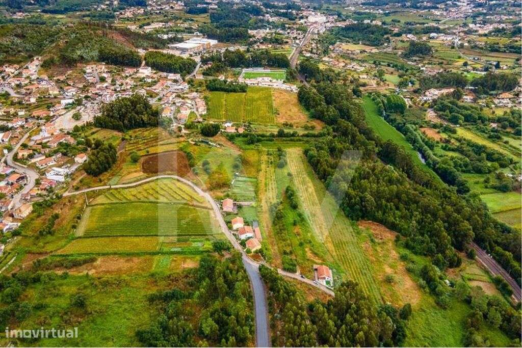 Terreno c/3780 m2 | Estação de comboio | Moradia 4 frentes | 30 min. d - Grande imagem: 4/9
